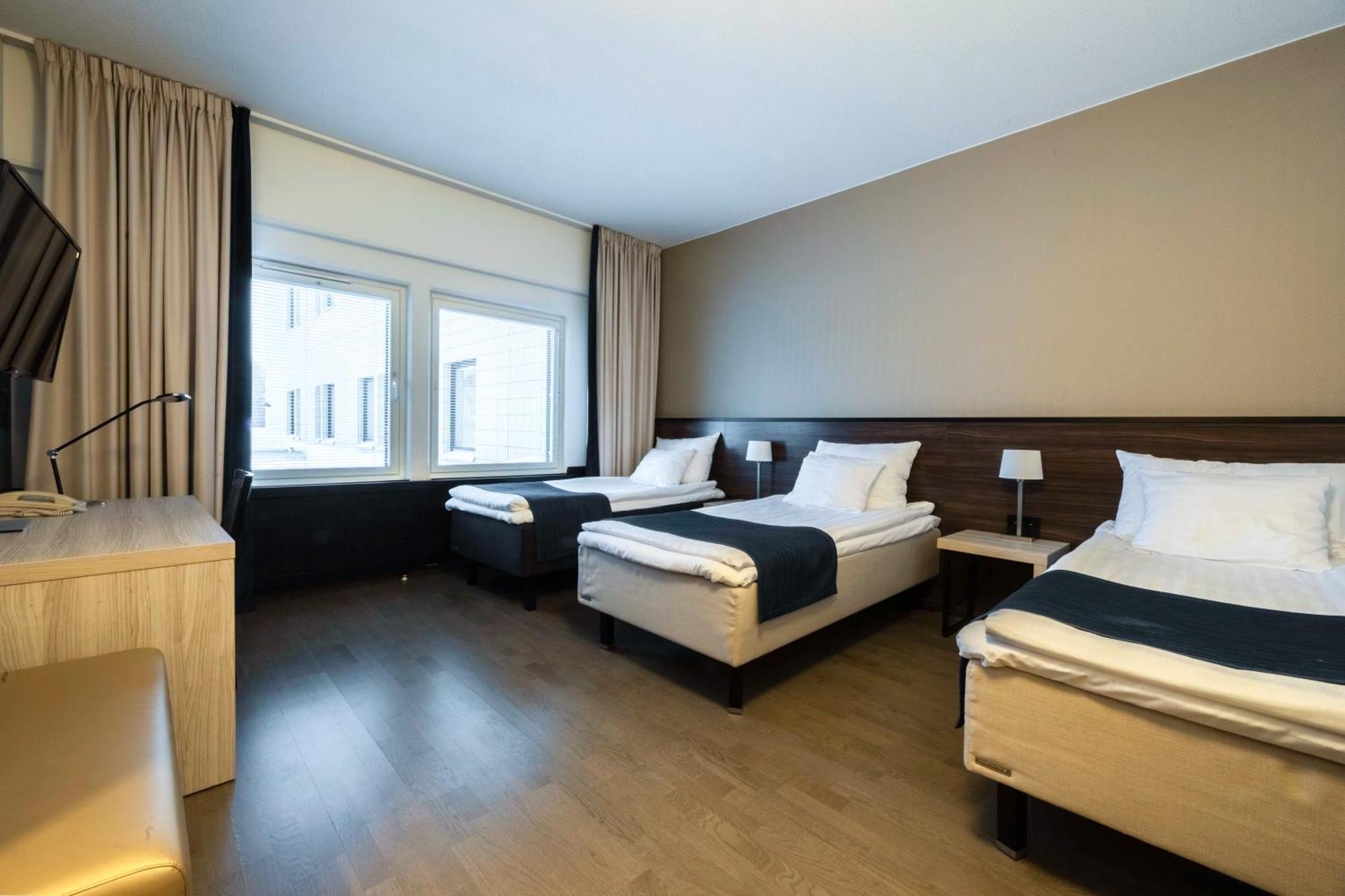 Hotel Oscar Varkaus Buitenkant foto