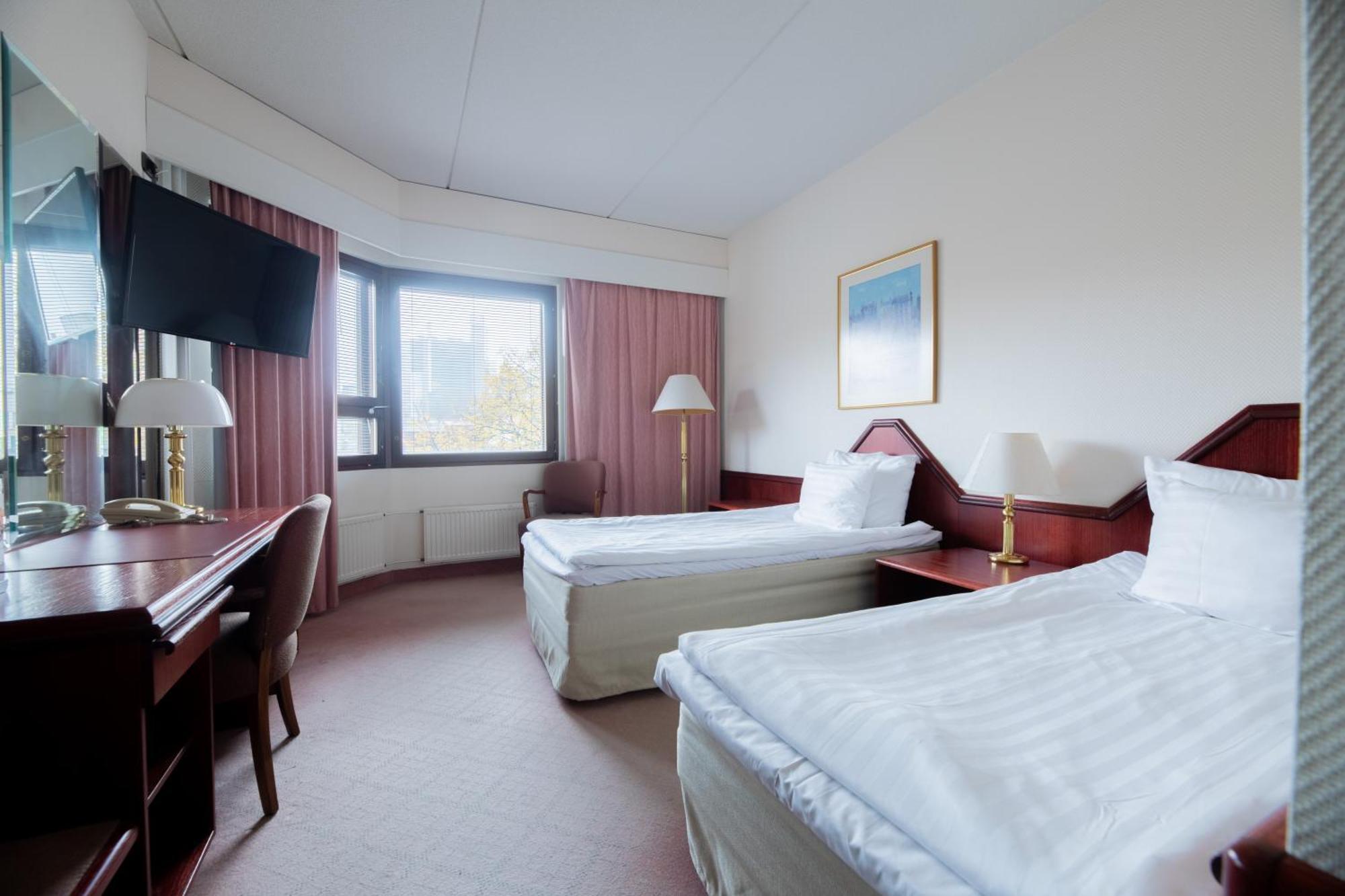 Hotel Oscar Varkaus Kamer foto