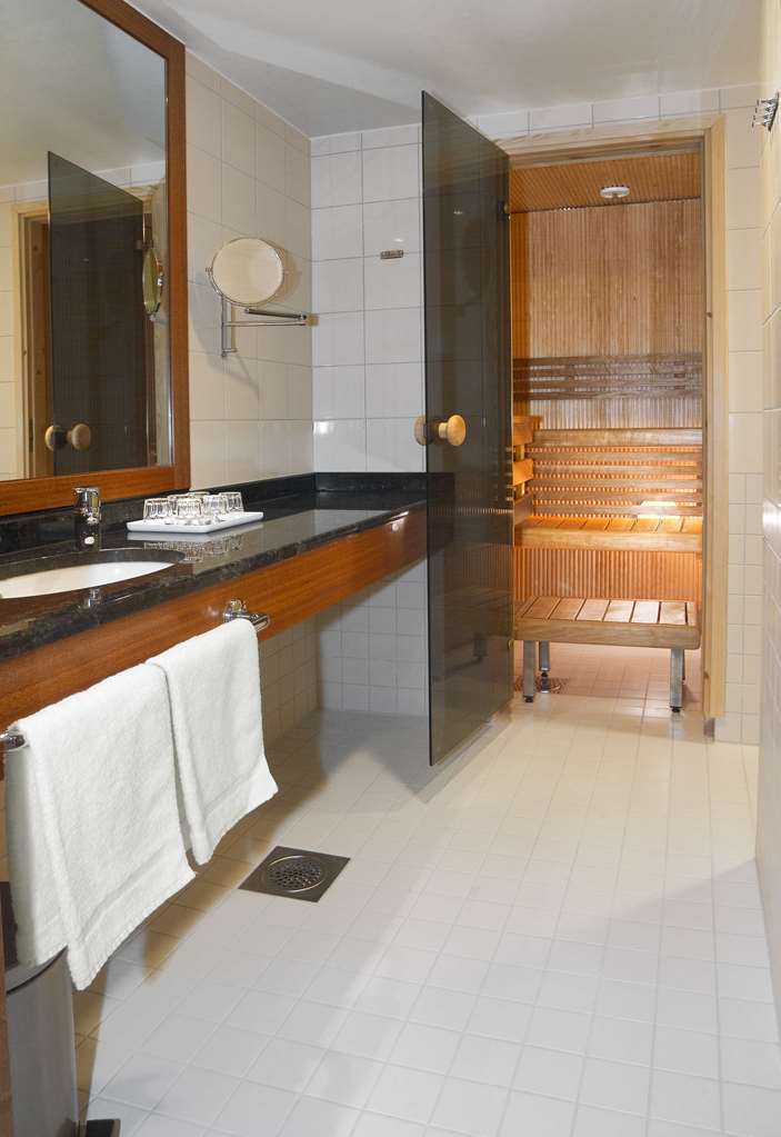 Hotel Oscar Varkaus Kamer foto