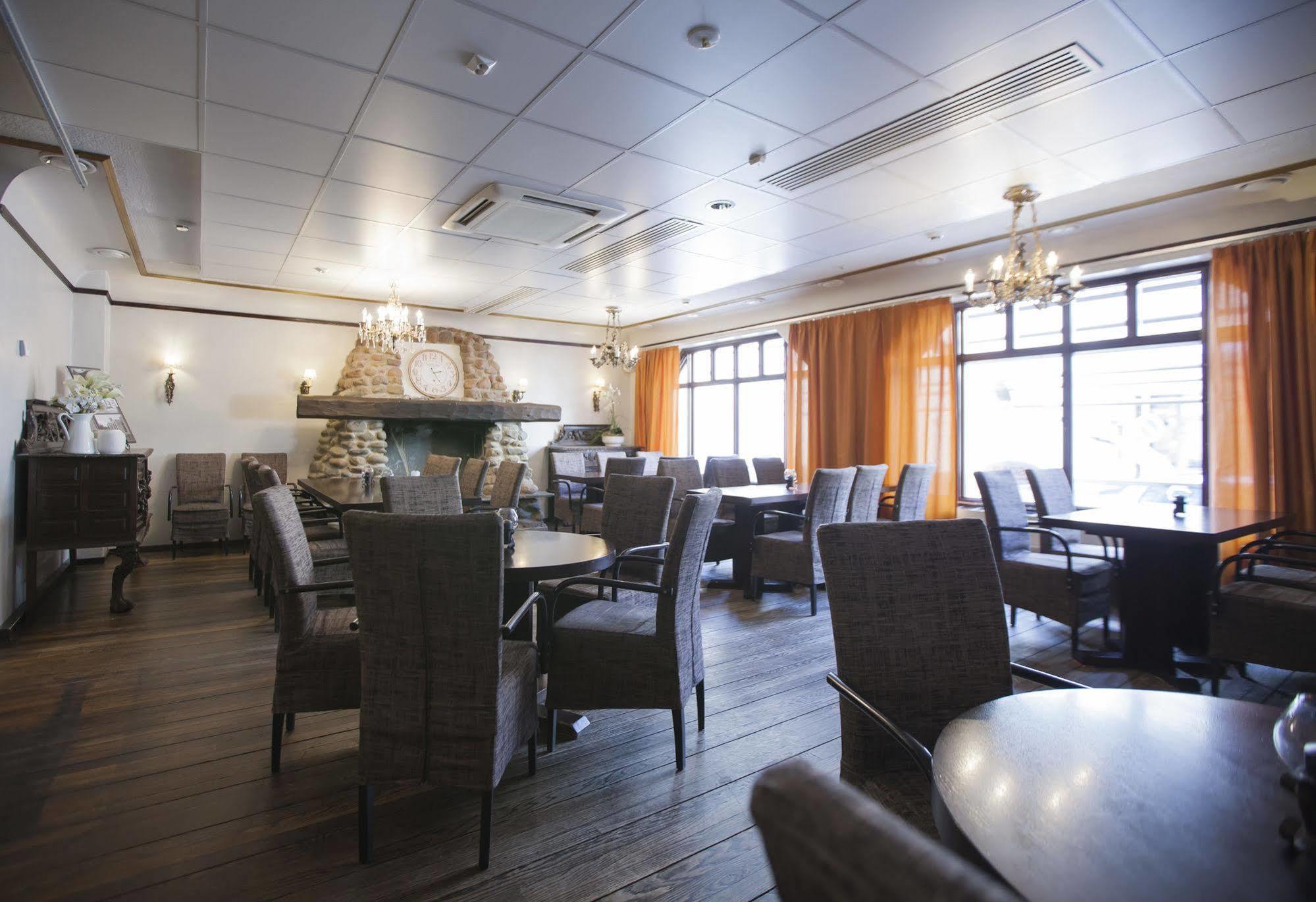 Hotel Oscar Varkaus Buitenkant foto